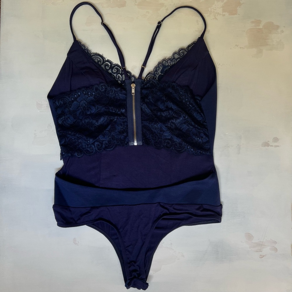 Lulu's Chelsey Navy Blue Lace Form Fitting Bodysuit Tank Top Women's Size Small - Picture 6 of 8
